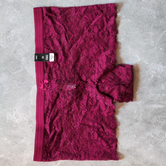 Torrid Navarra Fuchsia Pink Super Soft Lace Mid-Rise Cheeky Panty, size 00 - Picture 5 of 10